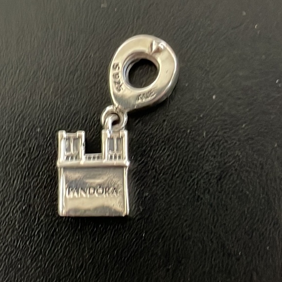Pandora Notre Dame Dangle Charm France Tavel - Picture 2 of 5